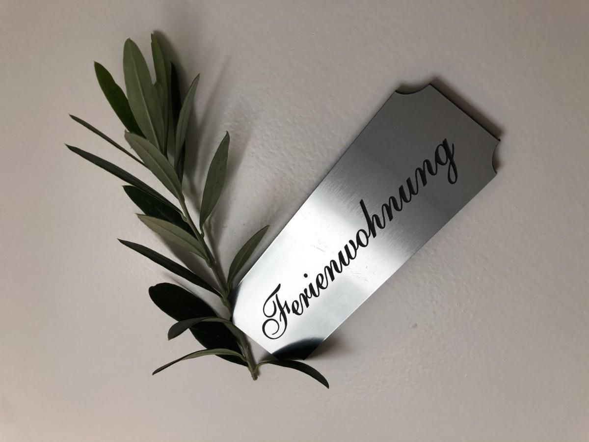 Ferienwohnung Elsa Hungen Bagian luar foto